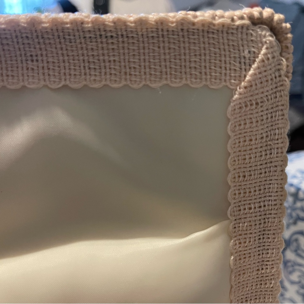 Azar Quilted Cushion Sewing Basket - Picture 5 of 16